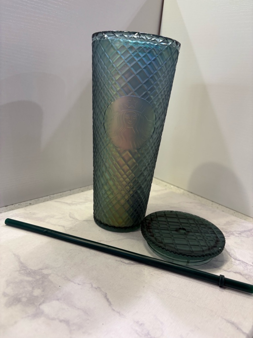 Starbucks Iridescent Green Diamond Tumbler with Lid & Straw